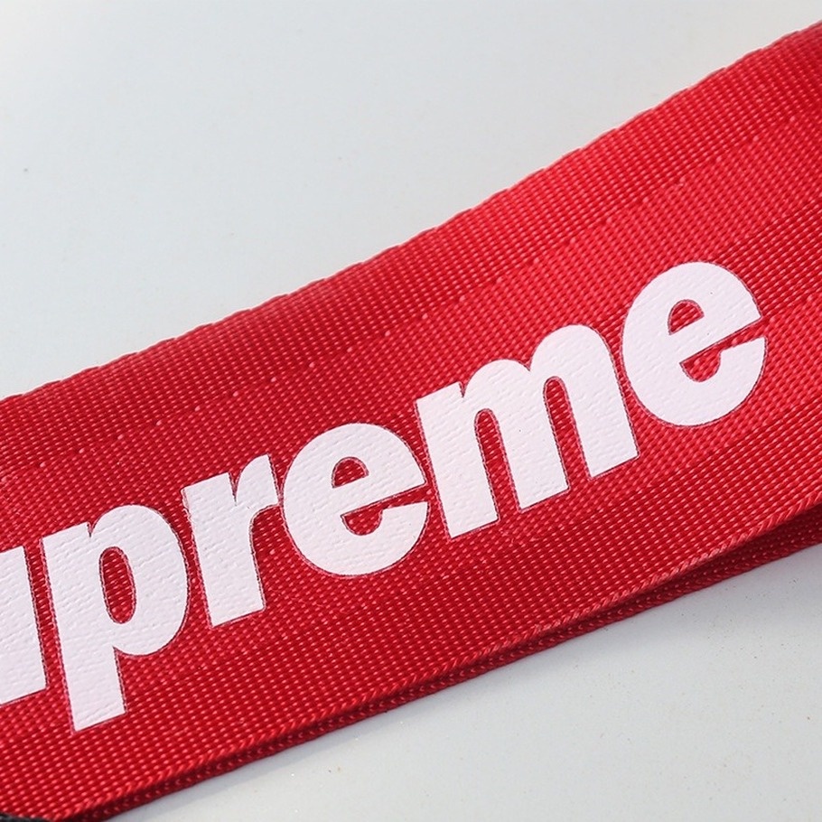 Dây Móc Kéo Trang Trí Cho Xe Hơi In Chữ Supreme