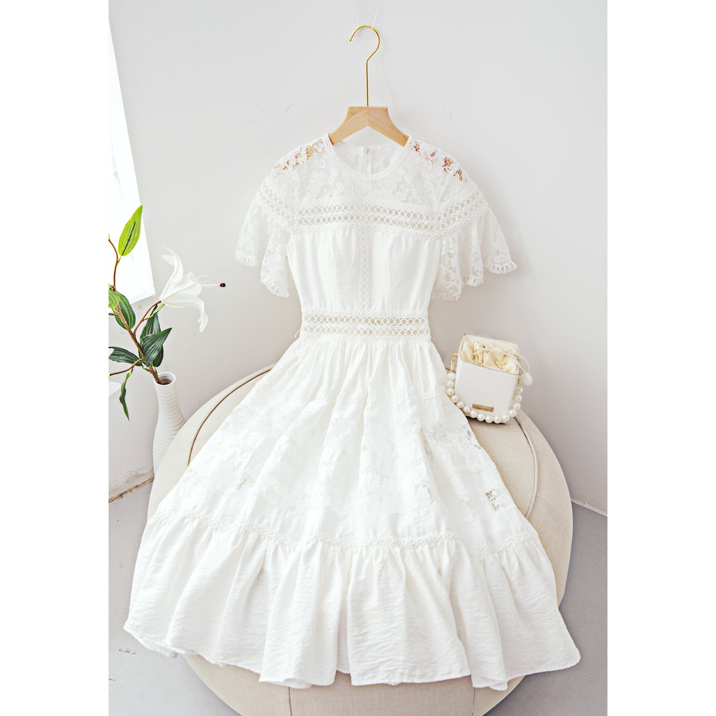 [Mã SKAMSALEP6 giảm 10% tối đa 100K đơn 150K] SÒ VINTAGE - DONY Đầm xoè tay cánh tiên phối ren