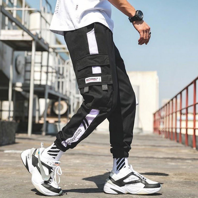 Quần Jogger Túi Hộp Nam UNI-ROY Phối Sọc Trắng Lớn Bo Ống Trẻ Trung JOGGER NAM 9000051C3