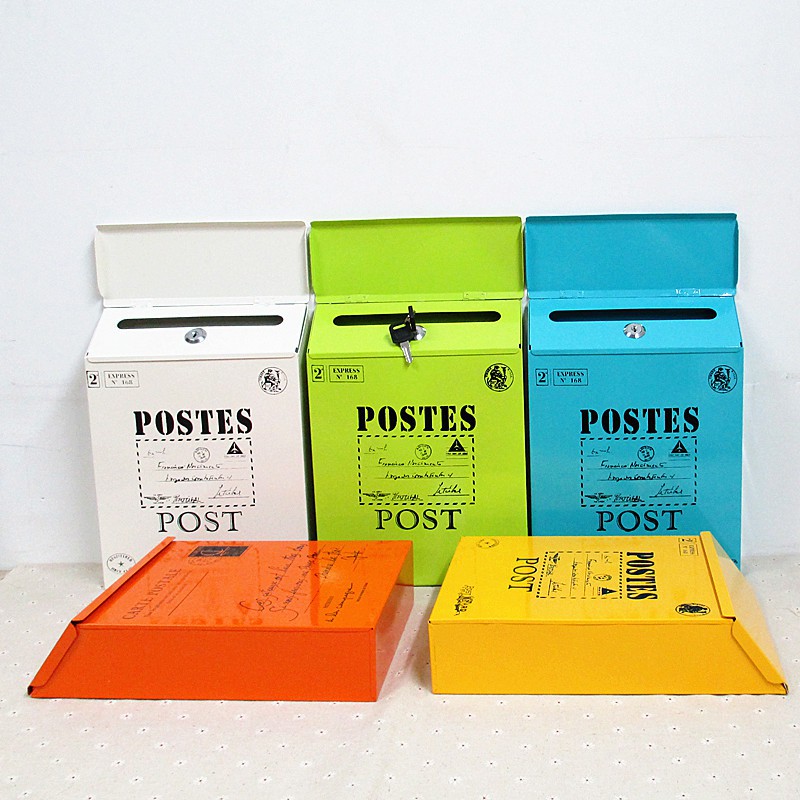 Hộp thư Postes Box kim loại decor trang trí treo tường nhiều màu có khóa