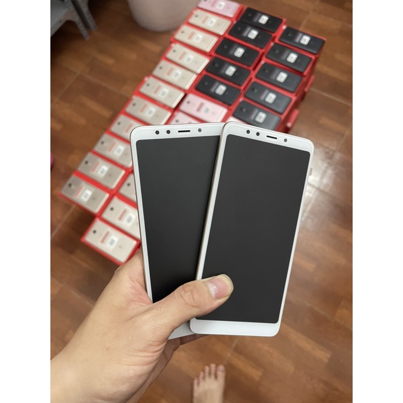 Điện thoại xiaomi Redmi5 32GB Ram 3GB /16GB Ram 2GB