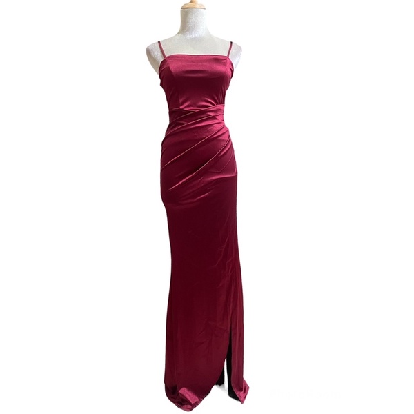 Đầm dạ hội tiệc cưới Windsor xuất dư xịn xò màu đỏ