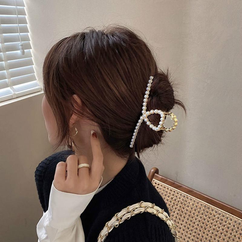 Kẹp tóc càng cua đính ngọc trai giả sang trọng cho nữ