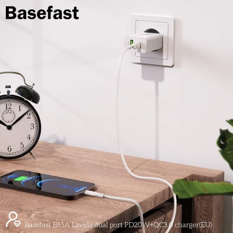 Củ sạc nhanh 2 cổng USB Và Type-C QC 3.0 PD20W Basefast B65A - TRẮNG Sạc Nhanh Và Tiện Lợi Cho Mọi Máy