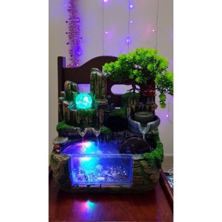 Thác nước phong thuỷ tháp đỏ