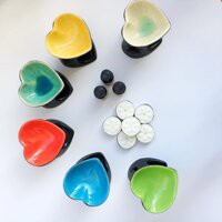 ĐẾ ĐỐT TINH DẦU BẰNG NẾN- HÌNH MIỆNG TRÁI TIM