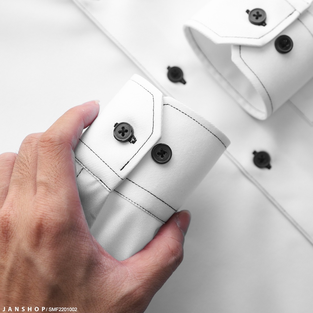 Áo Sơ Mi Tay Dài Với Thiết Kế Đường Chỉ Khác Màu Nổi Bật