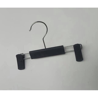 Kẹp quần 50 chiếc nhựa đen xả kho