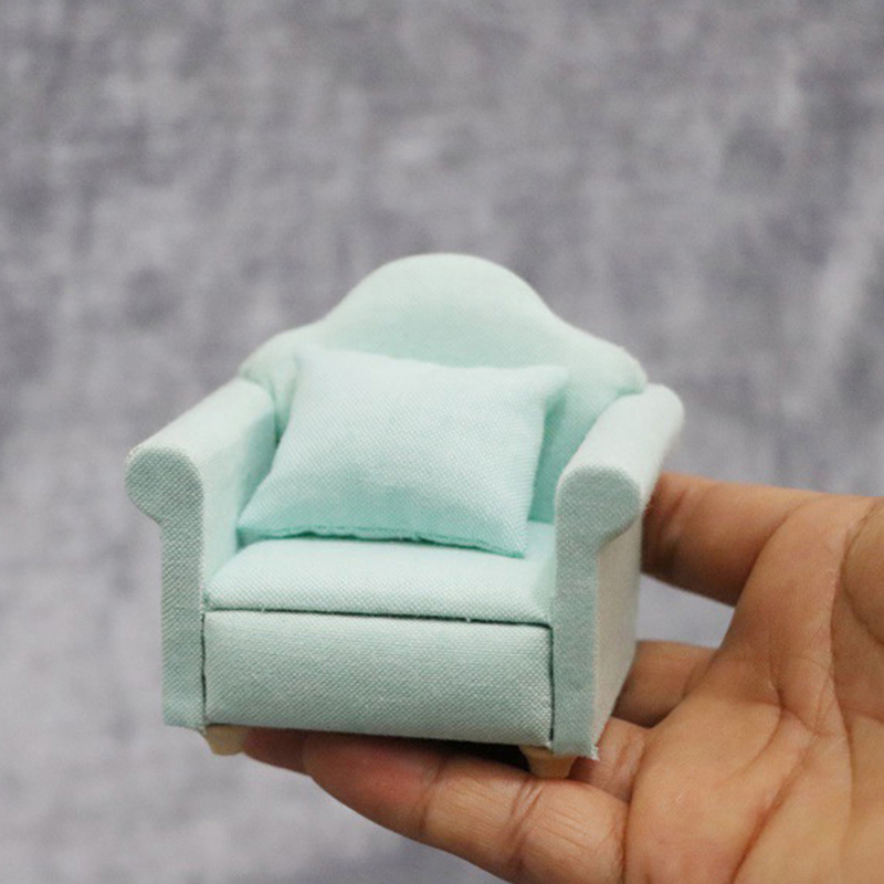 Ghế Sofa Đồ Chơi Tỉ Lệ 1: