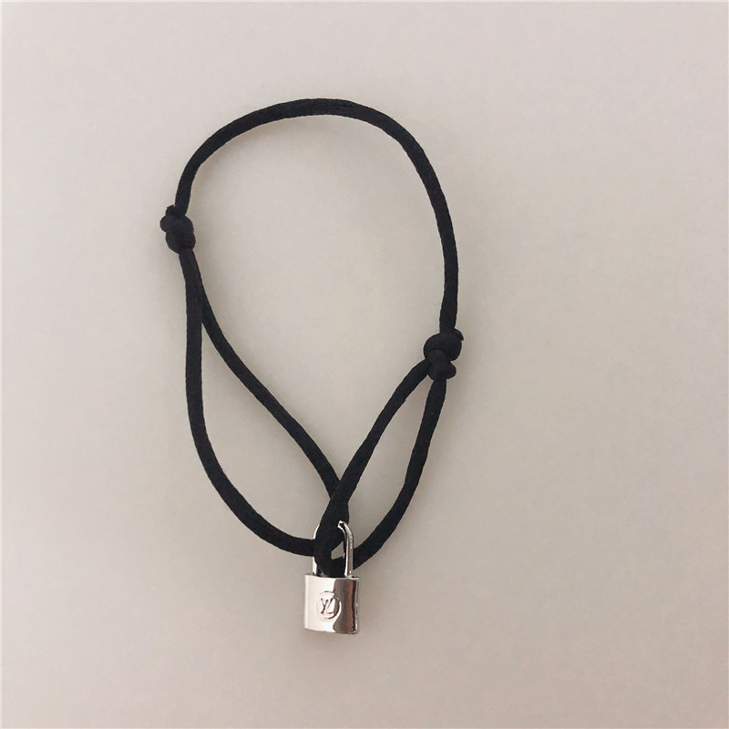 Vòng Tay Cột Dây Đơn Giản Phong Cách BTS V