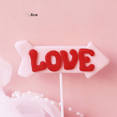 Trang trí gốm mềm mũi tên Love đỏ