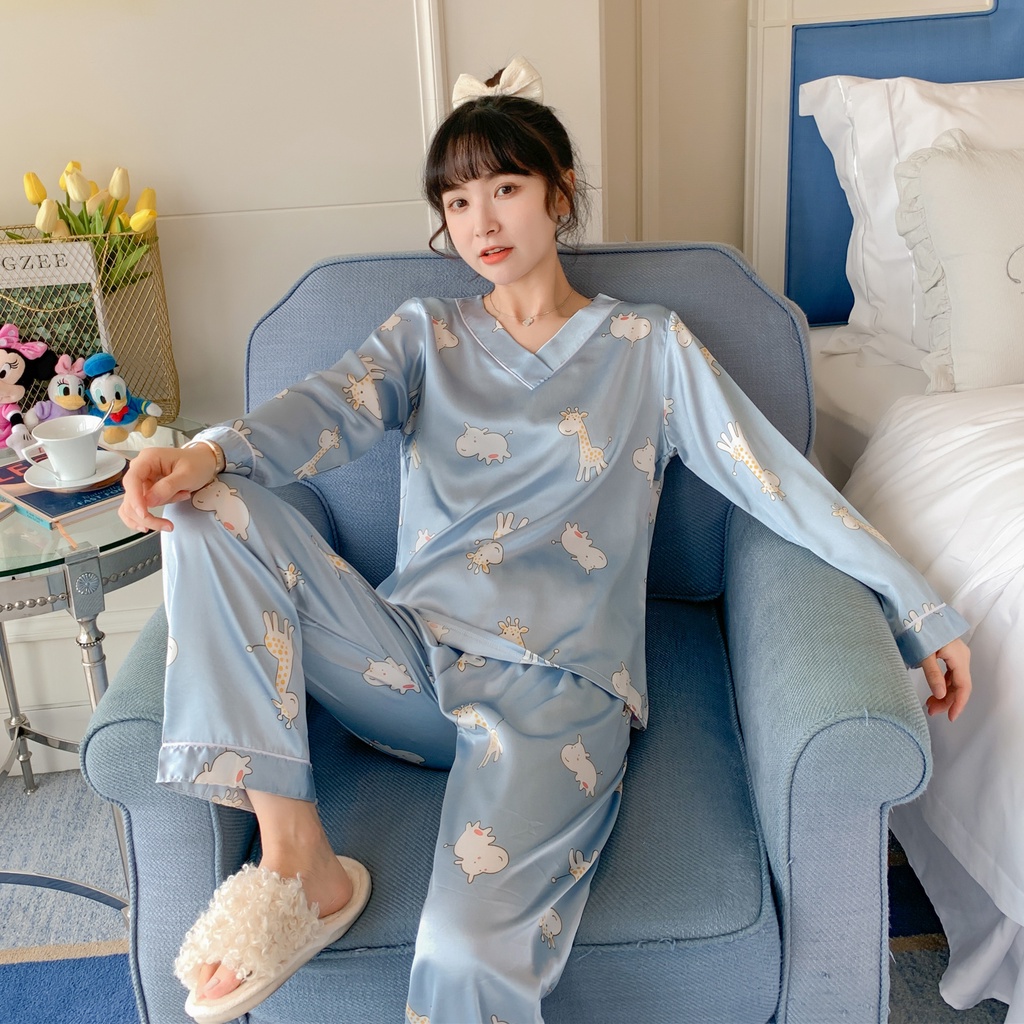 Bộ Đồ Ngủ Tay Dài Chất Lụa Satin Thời Trang Phong Cách Hàn Quốc Cho Nữ