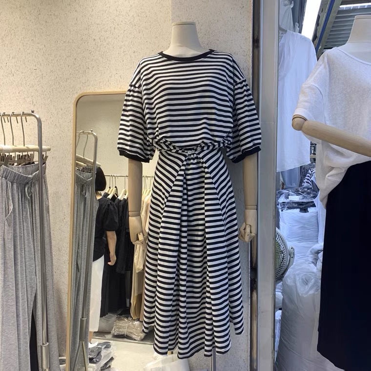 COZOK Đầm Tay Ngắn Dáng Rộng Họa Tiết Kẻ Sọc Plus Size