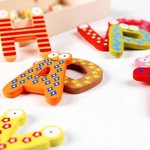Bộ 26 Chữ Cái A-Z Bằng Gỗ Có Nam Châm Gắn Tủ Lạnh Cho Bé