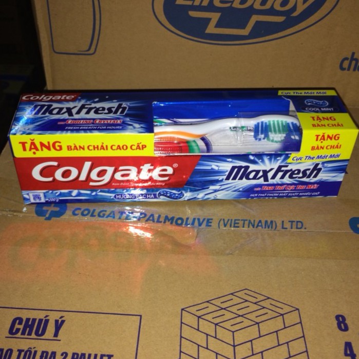 Kem Đánh Răng Colgate MaxFresh 230g tặng bàn chải