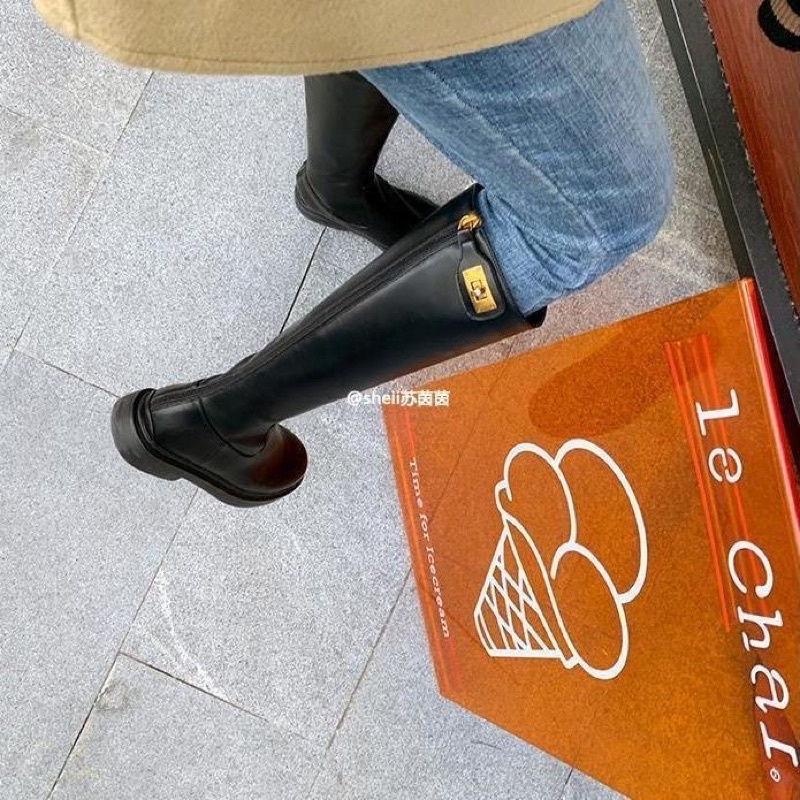 Giày Boost Da Đùi Đế Bệt Khoá Vàng