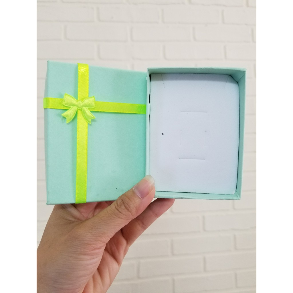 12 Hộp nơ ép trơn đựng quà đựng nhẫn đựng chuỗi đá size 9,5 x 7 x 2,5cm( nhiều màu)