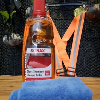 [TĂNG KHĂN LAU XE CAO CẤP] Nước rửa xe sonax, dung dịch xà phòng rửa xe siêu đặc sonax gloss shampoo chai 1L