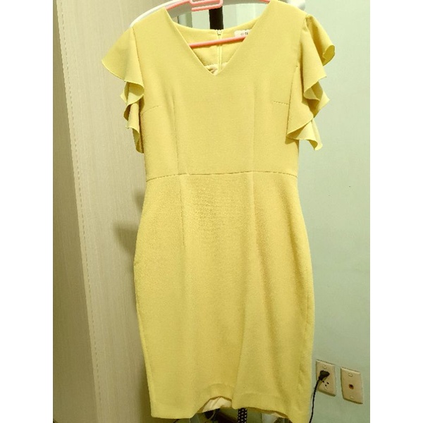 Thanh lý đầm Elise size L