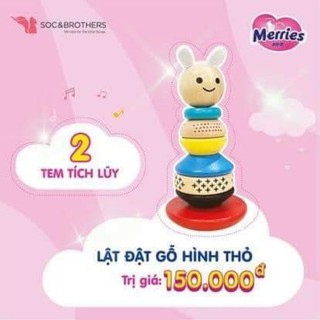 Lật đật gỗ cho bé