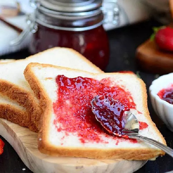 Mứt Dâu Strawberry Preserves GOLDEN FARM 210G - ăn kèm kem, sinh tố, bánh mì, sandwich, trà nóng