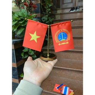 cờ để taplo trang trí xe hơi