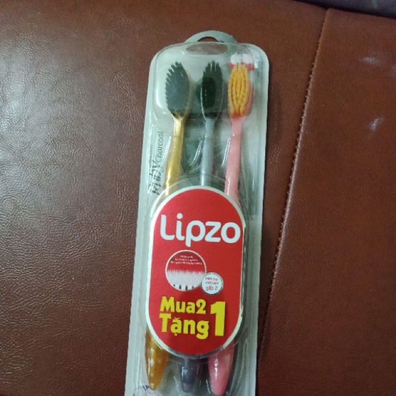 BÀN CHẢI ĐÁNH RĂNG LIPZO LÔ 3 cái giá bìa 71k