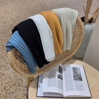 Sling đan áo, phải mặc vest vào mùa hè