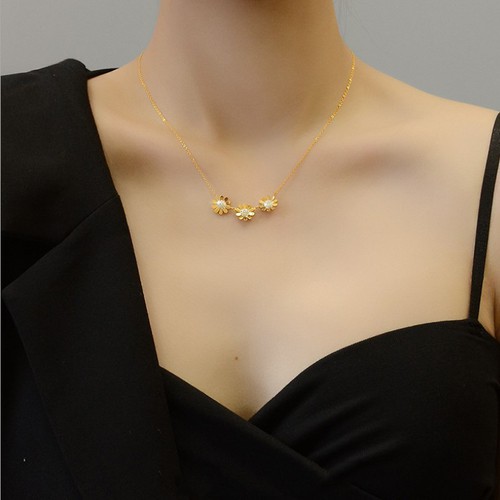 Dây Chuyền 3 Bông Hoa Cúc Titan Ko Đen TT 3170