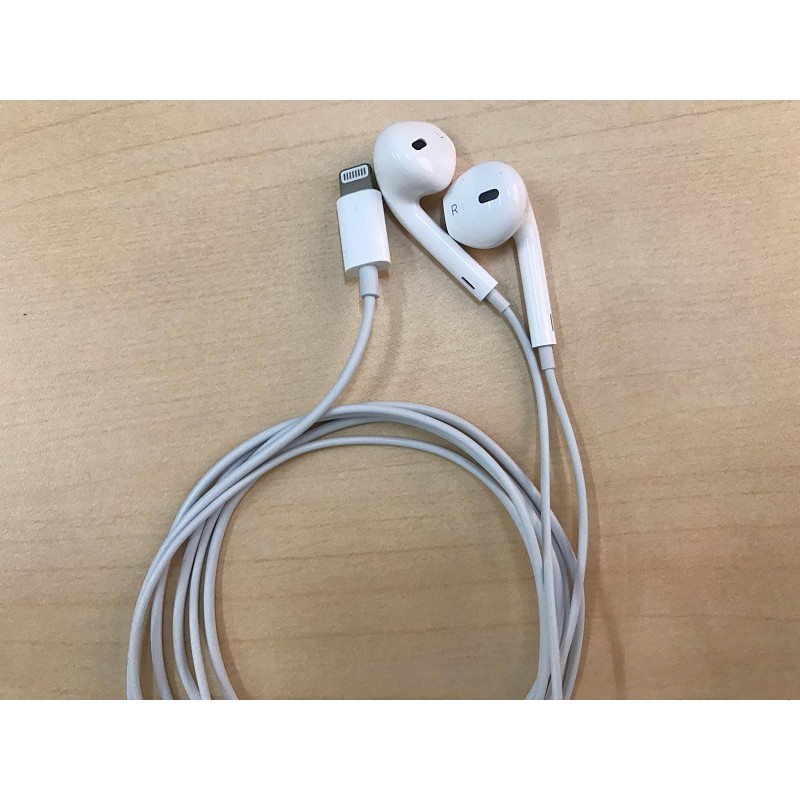 Tai nghe bluetooth có dây iPhone 7 / 8 / X