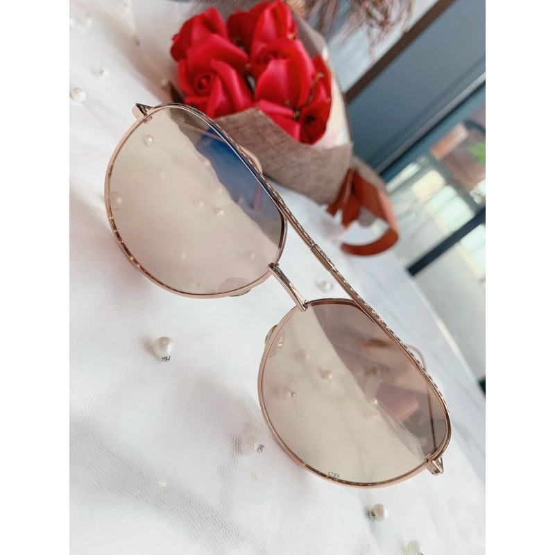 Mắt kính mát nữ 𝐃𝐈𝐎𝐑 𝐁𝐘𝐃𝐈𝐎𝐑𝐒