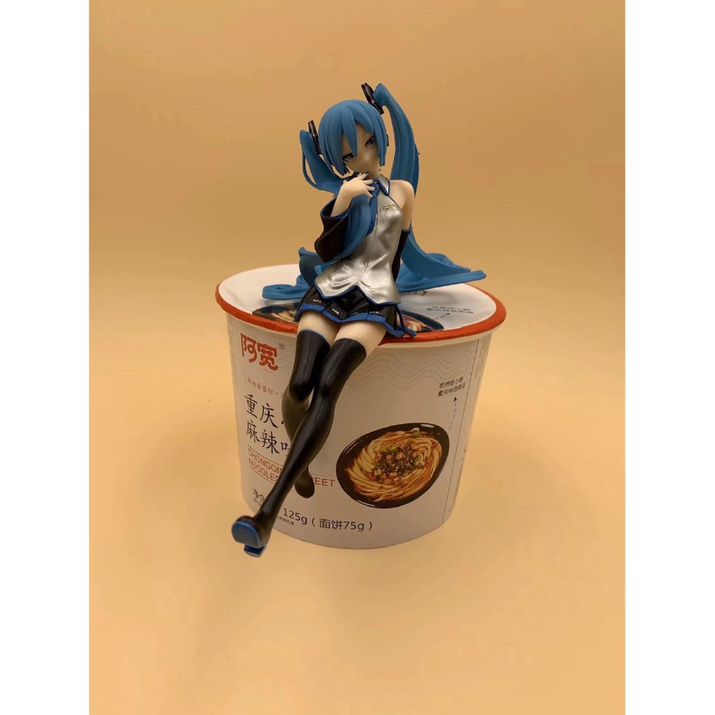 Mô hình nhân vật ca sĩ ảo Hatsune Miku bằng nhựa PVC đáng yêu