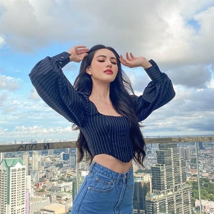 Áo Thun Lửng Tay Dài Phồng Cổ Vuông Họa Tiết Kẻ Sọc Dọc Thời Trang Mùa Thu Cho Nữ