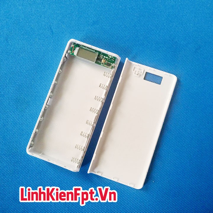 Box Sạc Dự Phòng LCD 8Cell 30000mAh .