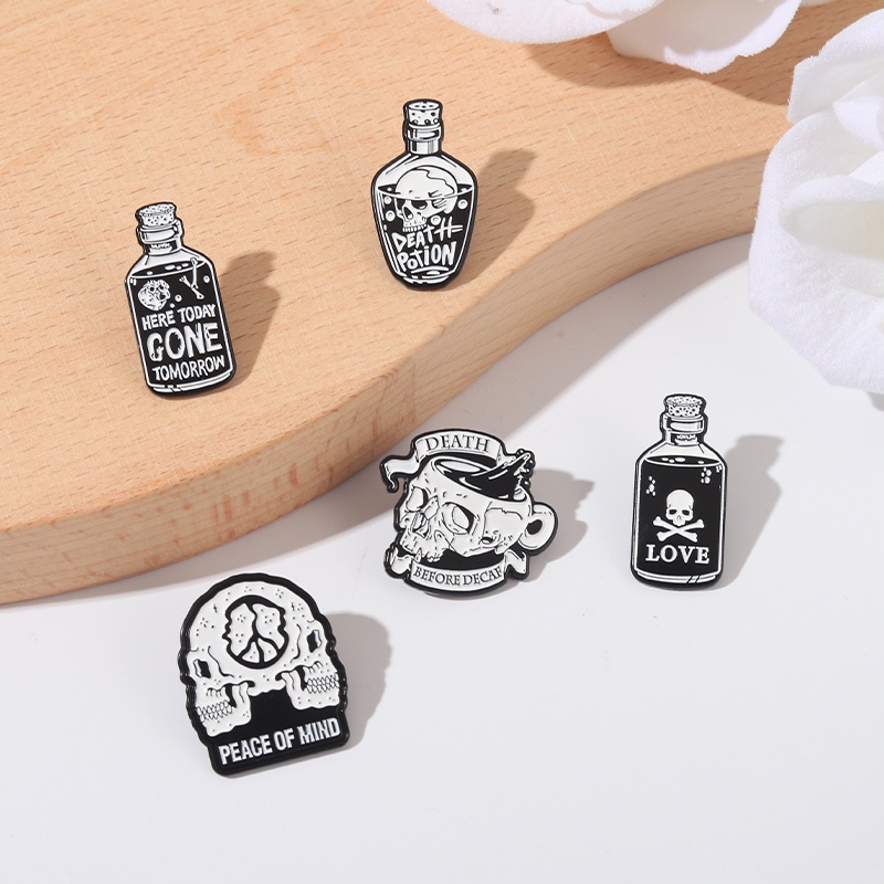 Ghim cài QIHE JEWELRY tráng men kiểu đầu lâu phong cách bụi bặm đường phố cá tính với 5 kiểu tùy chọn