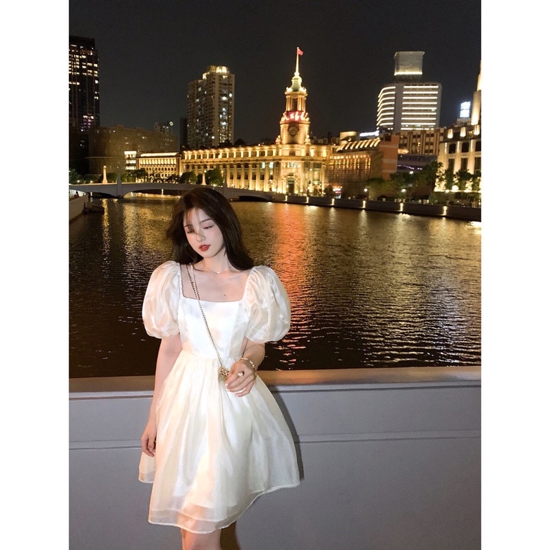 Váy trắng tay bồng phong cách ulzzang