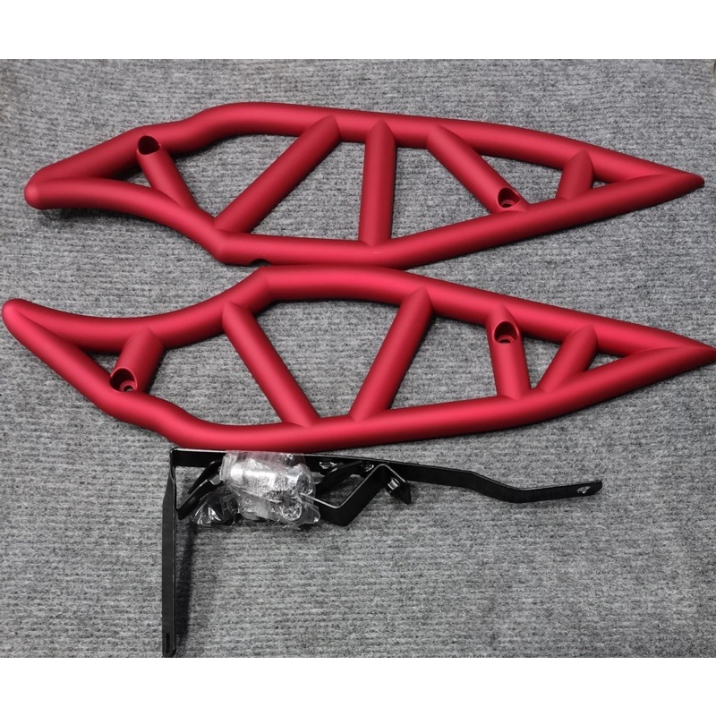 Ốp sườn Winner X mũ kiểu Ducati