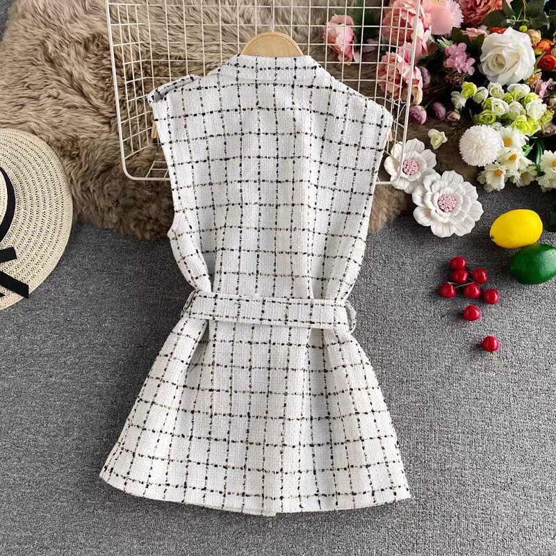 Áo gile dạ kẻ trẻ trung