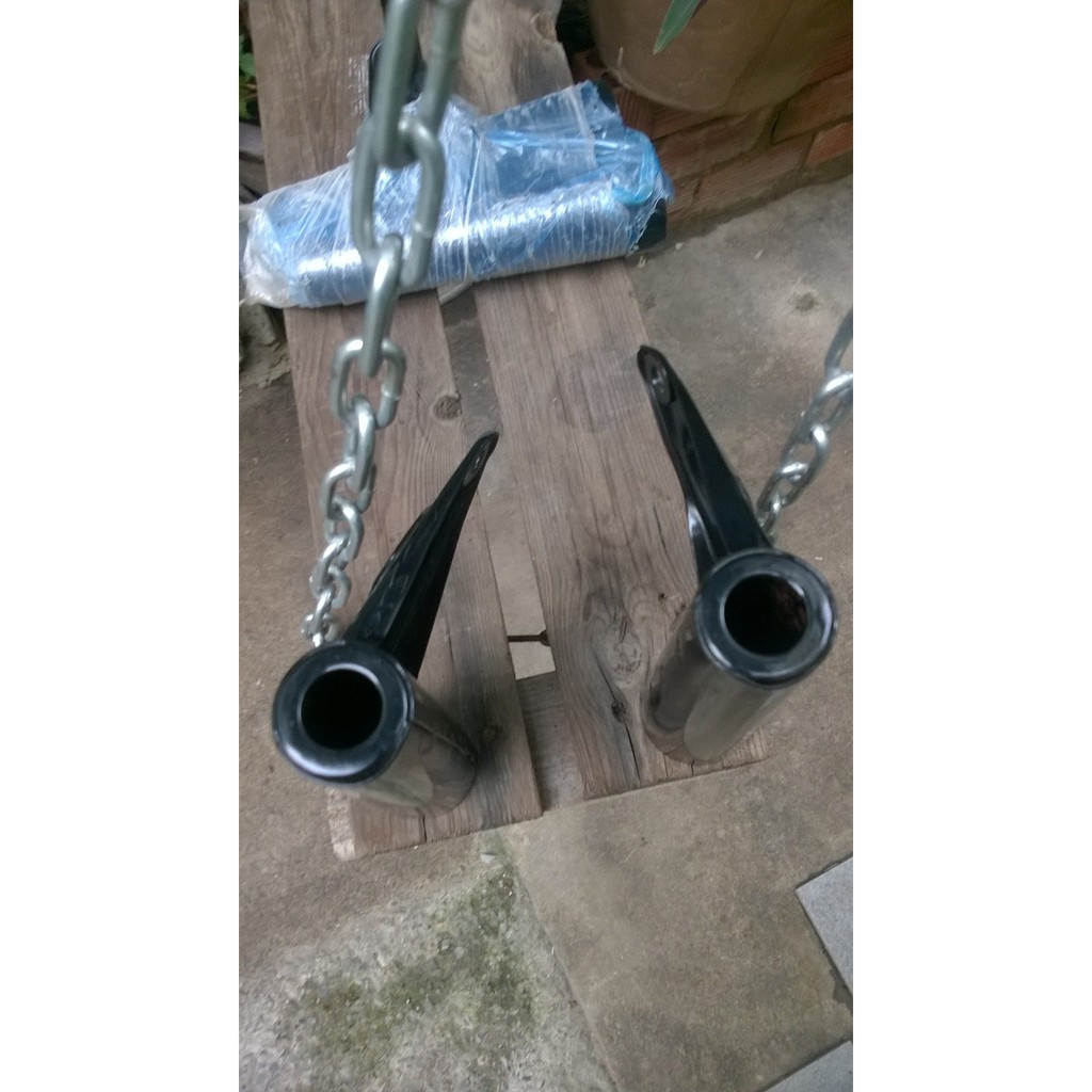 Tai thỏ phuột trước xe honda Cd-CL