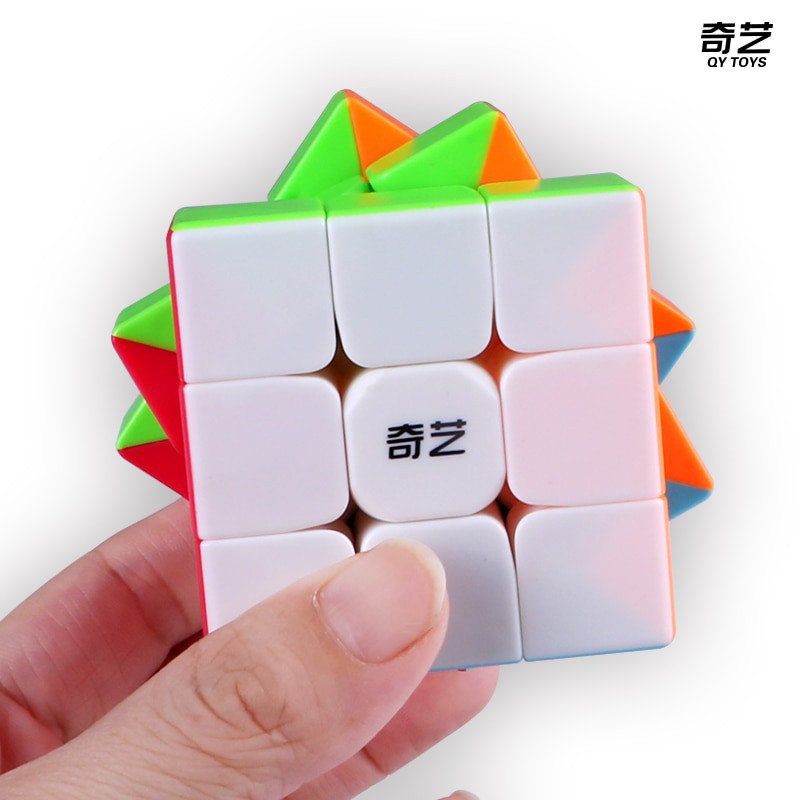 Rubik 3 Tầng QY0934 Stickerless Xoay Trơn, Không Rít, Rubic 3x3 Không Viền