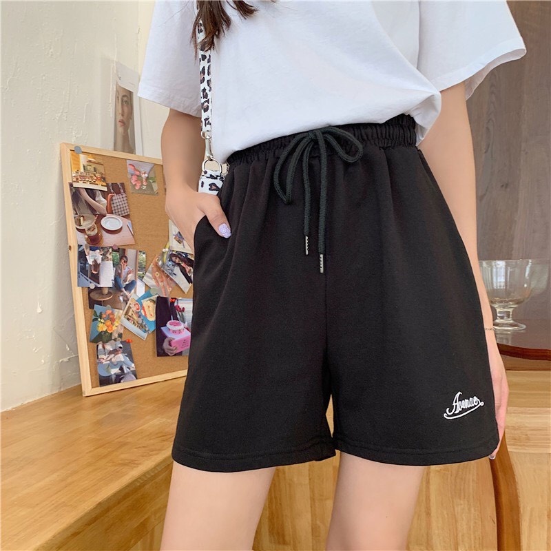 Quần short đùi nữ, quần đùi mặc nhà nữ thêu chữ unisex DUNO-  QN05