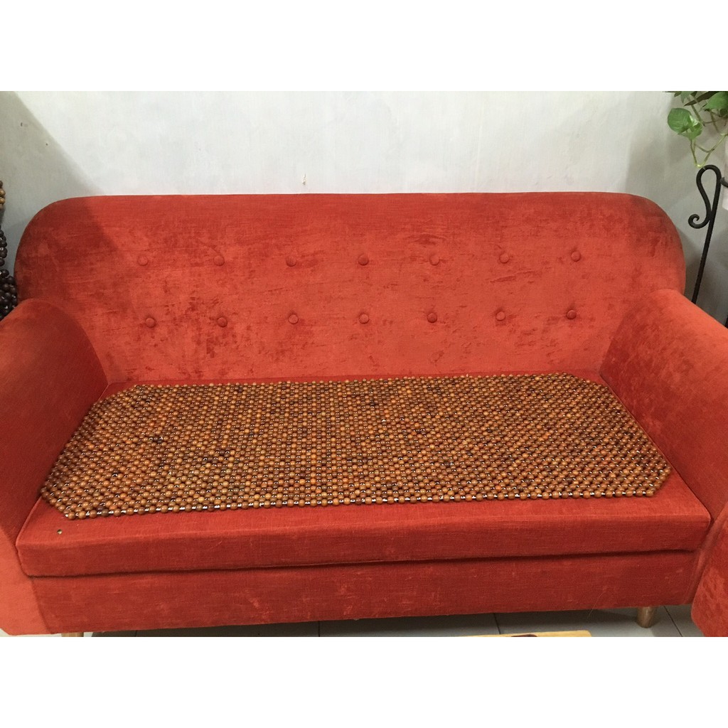 Thảm lót ghế so fa hạt gỗ Hương hạt 1,2cm - Kích thước 120cm x 45cm ( hình thật )