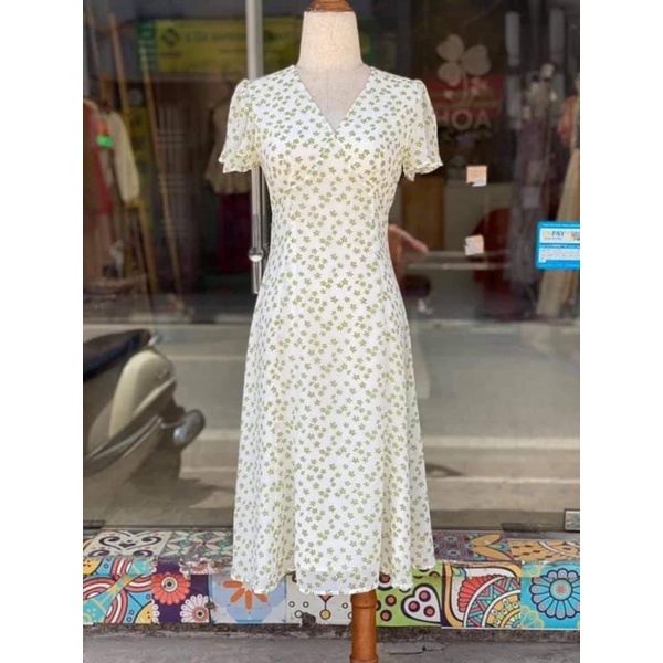 Váy 7 mảnh trắng