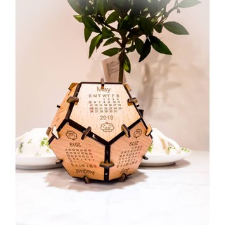 Lịch Gỗ Để Bàn 2019-12 Mặt
