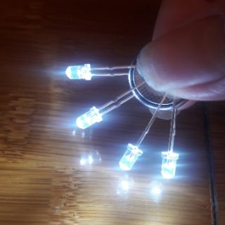 Gói 100 led siêu sáng 3mm các màu