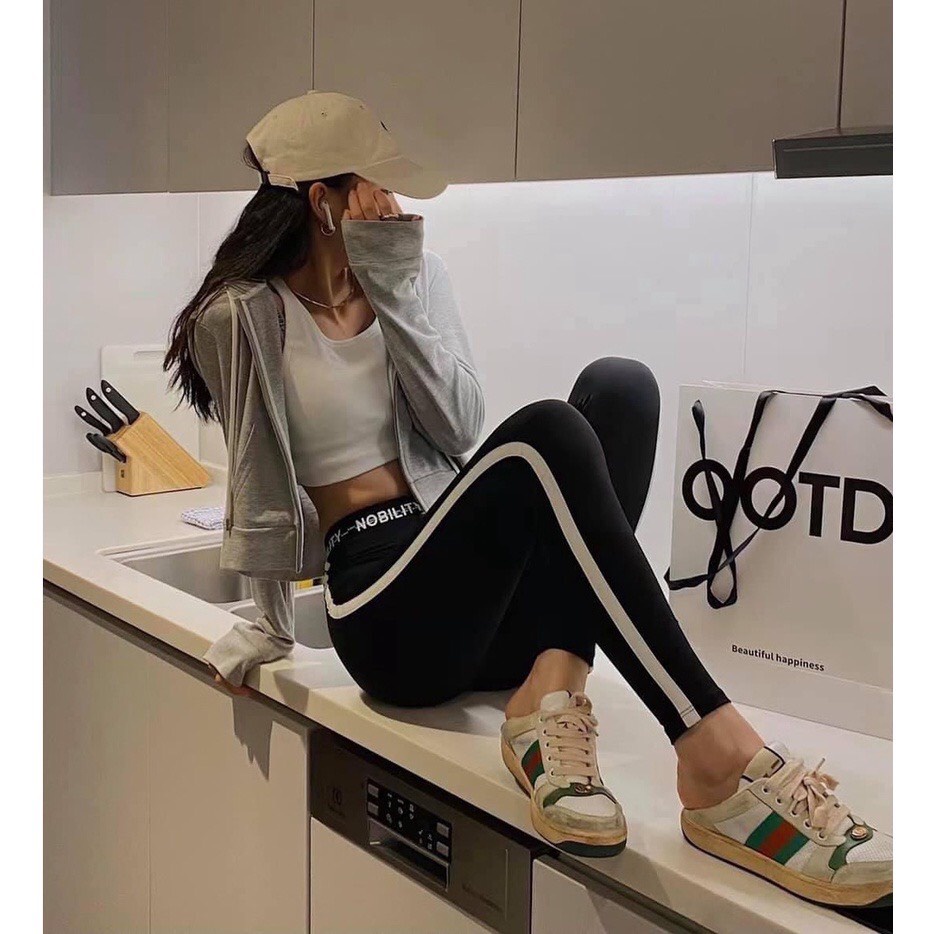 Quần Legging Umi Hàn Cạp Chữ Phối Sọc Siêu Xinh | BigBuy360 - bigbuy360.vn