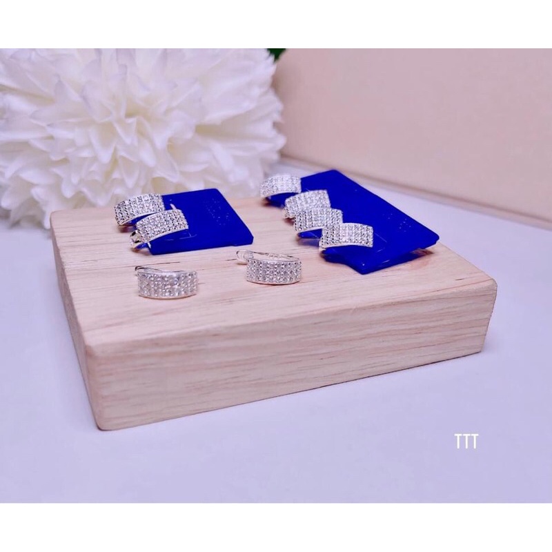 BÔNG TAI BẤM CHO CÁC BÀ CÁC MẸ BẠC TA DÀY DẶN