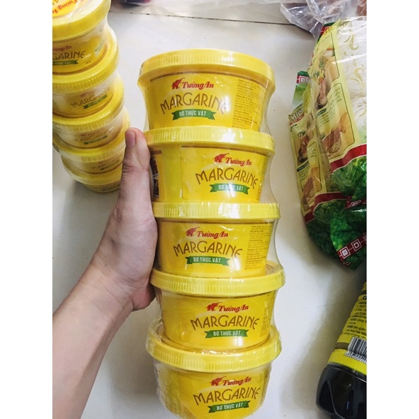 Bơ thượng hạng GOLDEN MARGARINE - Hộp 200gr