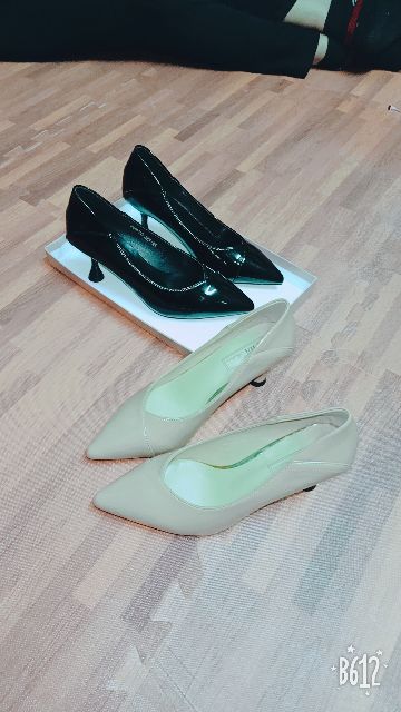 Giày cao gót