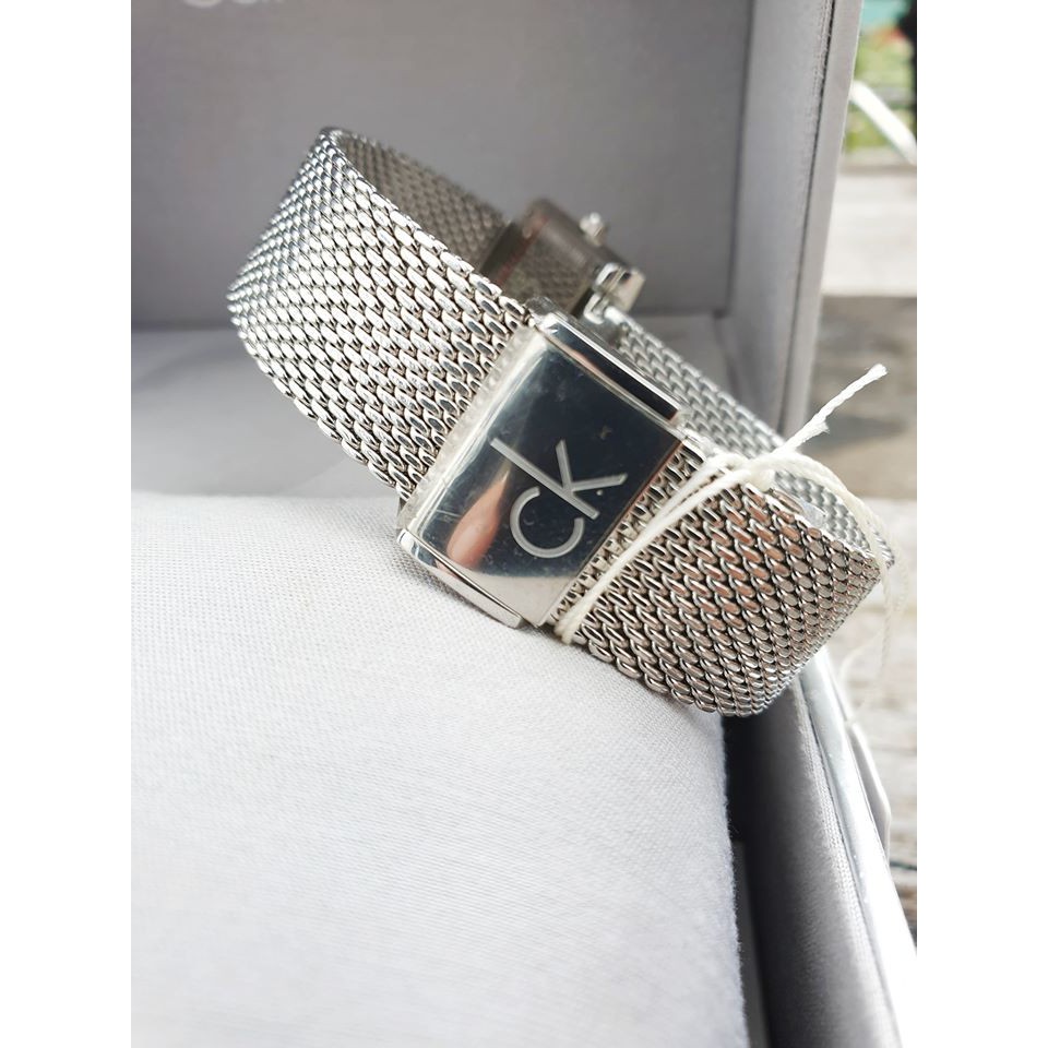 Đồng hồ nam nữ Calvin Klein Thuỵ Sĩ mặt vuông 24 x 24 mm